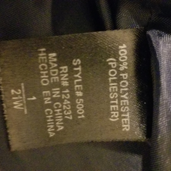 Navy Blue Toddler boys Suit - 3pc - Picture 5 of 5